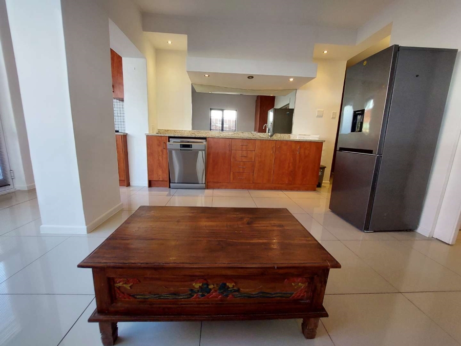 To Let 1 Bedroom Property for Rent in Oranjezicht Western Cape